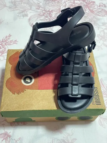 mini melissa flox baby preta