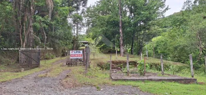 Chácara 16.000m² a beira da Estrada do Cimento, bairro Itambé cidade de Campo Largo PR