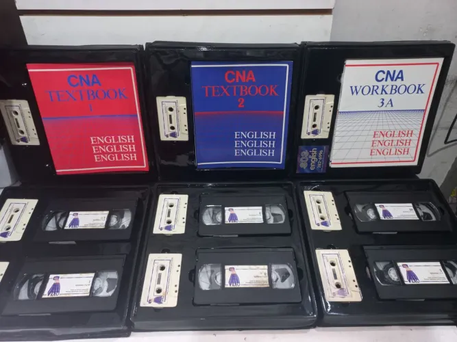 Kit de livros curso inglês CNA FITA vhs e fita k7 