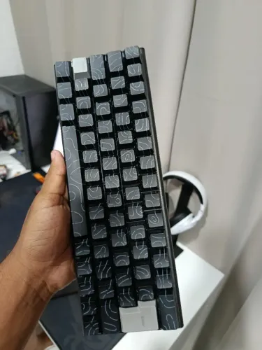 TECLADO MECÂNICO 