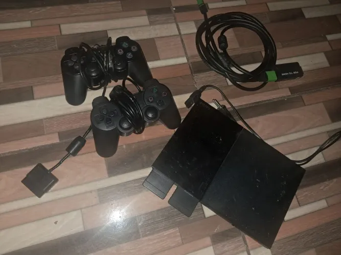 Ps2 completo sem defeito 2 controles sem jogos