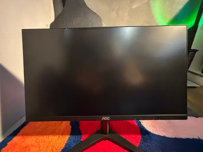 Monitor AOC 21.5" VGA e HDMI - Excelente estado
