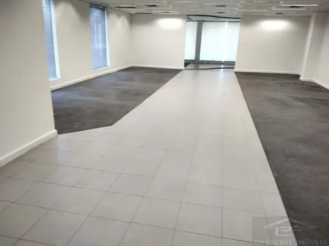 PRÉDIO COMERCIAL PARA LOCAÇÃO SOCORRO 1.000 M²