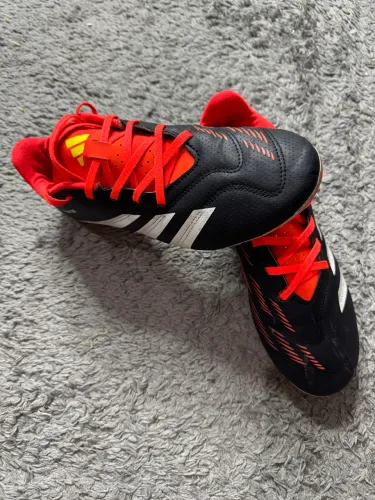 Chuteira adidas predator original