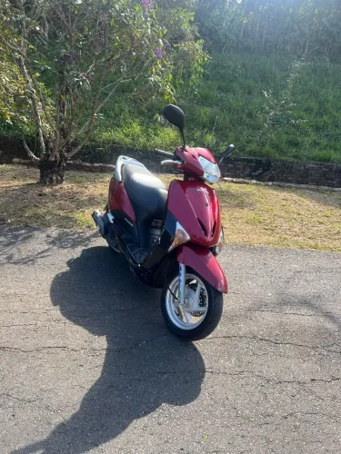VENDO HONDA LEAD 2013