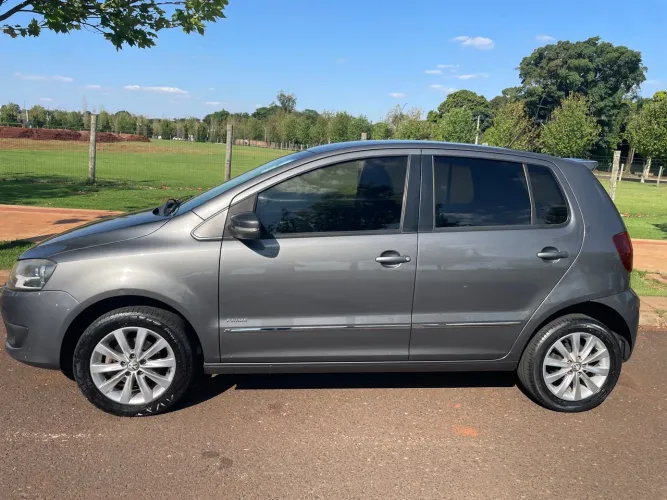 Volkswagen Fox Prime/higli. 1.6 Total Flex 8V 5P 2011