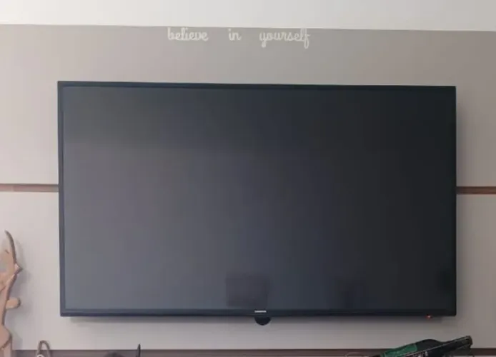 Tv samsung par retirada de peça