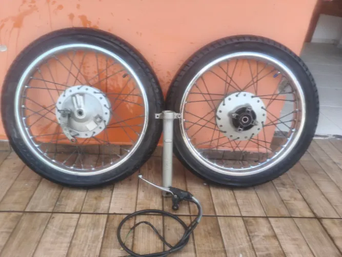 Rodas da Honda fan original 125 2015