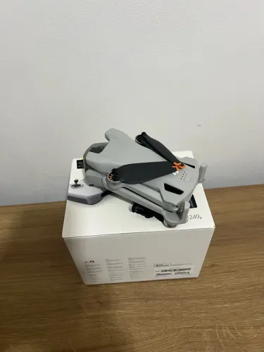 Drone DJI Mini 3 | Somente 3 Voos | Com Caixa