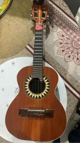Vendo ou troco Cavaquinho cavaco luthier Lucenir elétrico (cedro maciço) $850