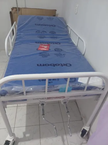 Cama hospitalar 
