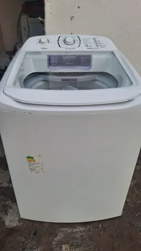 Máquina de lavar Electrolux 16kg