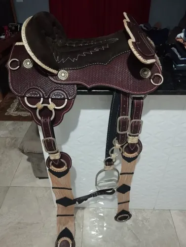 Arreio de luxo cutuca na alpaca!!