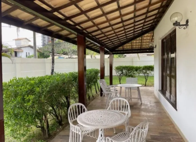 Conjunto de Mesa com 3 Cadeiras em ferro Fundido na cor Branca