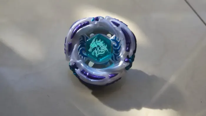 BEYBLADE METAL L DRAGO ABSORB W105LR²F AUTÊNTICO TAKARA TOMY