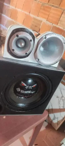 Caixa de som trio
