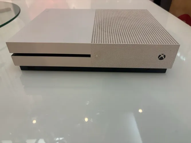 Promoção Xbox One S 1 1TB (sem controle) 
