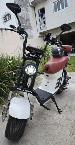 Scooter Elétrica Klosh Feel 1000w