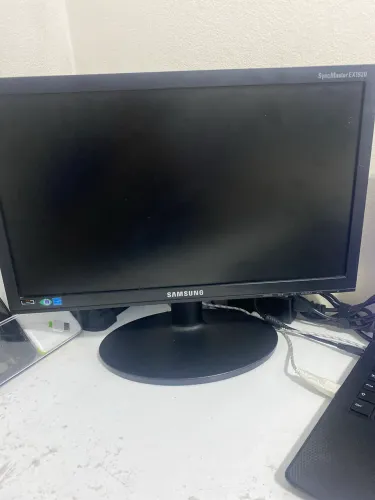 Monitor Samsung Original SyncMasterEX1920 Semi novo sem cabo
