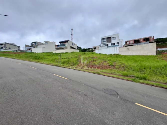 Terreno Condomínio Estrela Alta