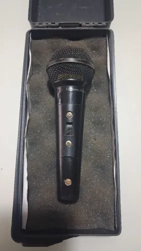 Microfone Dinâmico Le Son SM-58 Vintage com Estojo Original