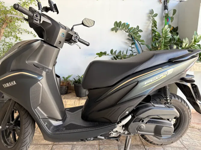 YAMAHA FLUO 125 HYBRID CONNECTED ABS