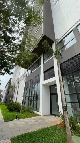 Locação: Ponto Comercial 174m² Jd. Caravelas. Pé-Direito Alto e Possibilidade de vaga com