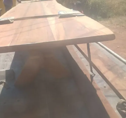 Mesa rustica 5 metros e meio