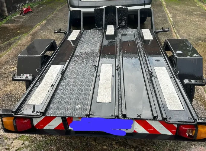 Carreta para transporte 3 motos