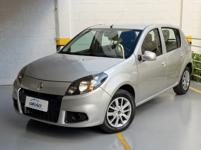 Renault Sandero Authentique Hi-flex 1.0 16V 5P 2014