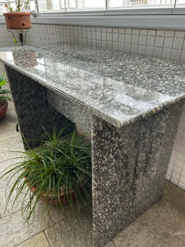 Mesa granito azulado desmontavel