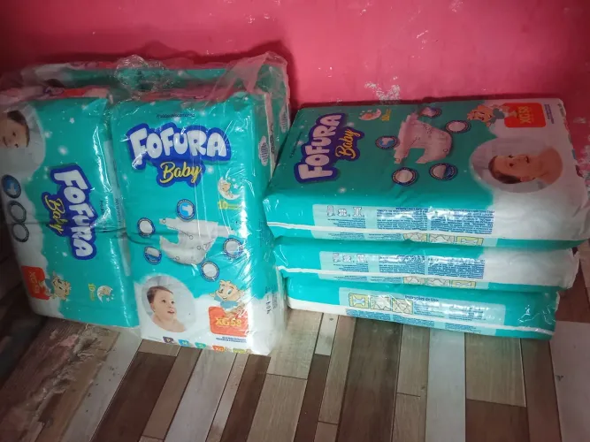 Vendo Pacotão de fralda com 58 Unidades Cada , Por 50 reais cada Pacotes.