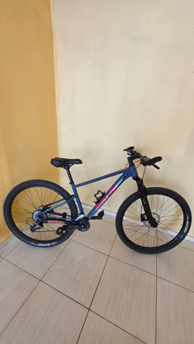 Bicicleta caloi explorer sport 2024 excelente estado