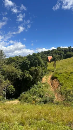 Vendo sítio 6300 m2 em área rural em Alfredo Wagner 