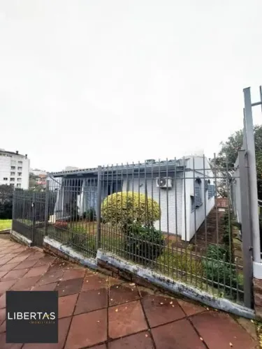 Casa a venda de 3 dormitórios no centro, Nova Prata - RS