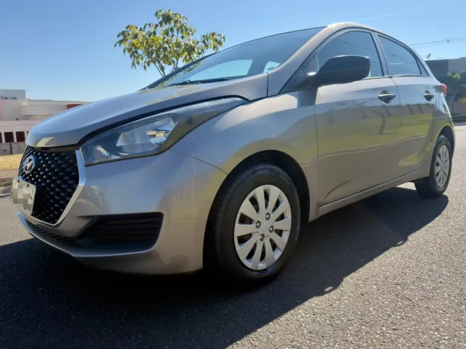 Hyundai HB20 Unique 1.0 Flex 12V Mec. 2019