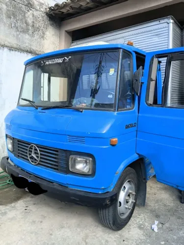 Vendo 608 top Léia a Desc.