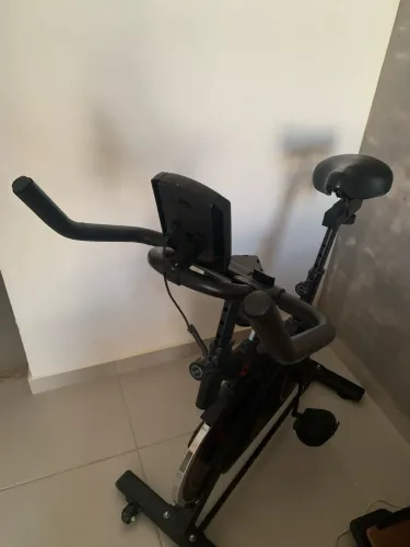 Bike Ergométrica Excelente Exercício em Casa