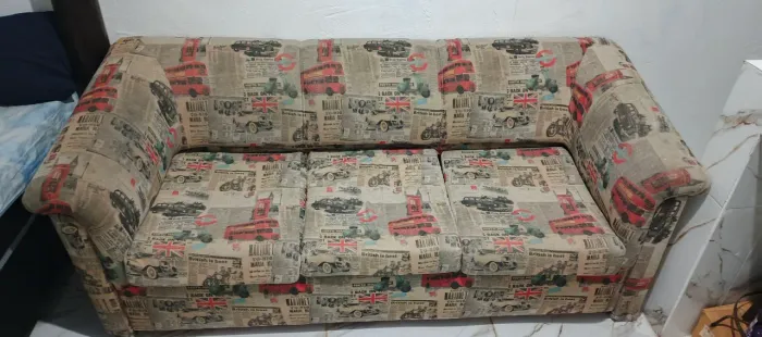 Vende um sofá cama