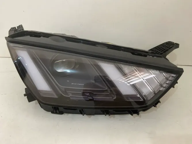 Farol BYD Dolphin Mini 2024 2025 2026 Lado Direito Original  