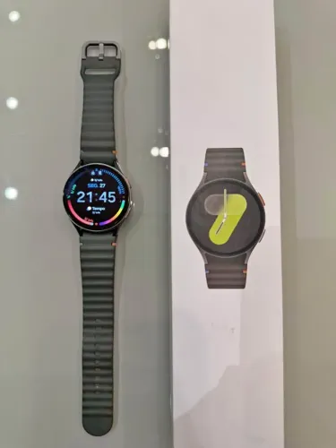 Samsung Galaxy Watch7 Smartwatch 44mm BT Galaxy AI - TROCO EM CELULAR OU NOTEBOOK
