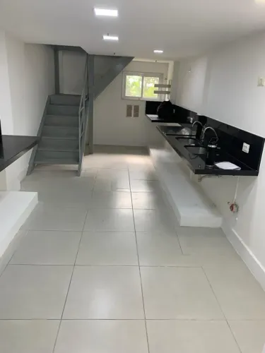 Ponto comercial/Loja/Box para venda possui 52 metros quadrados