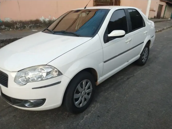 Fiat Siena HLX 1.8 MPI Flex 8V 4P 2009