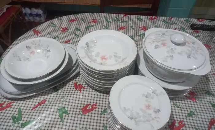 Conjunto de jantar schimidt