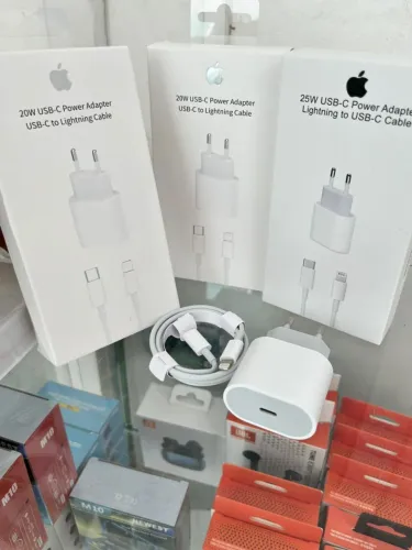 Carregador de iphone 20w completo