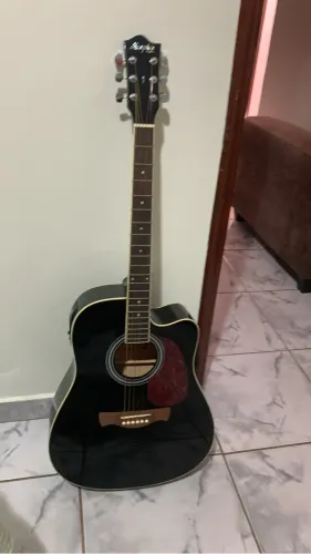Violão tagima