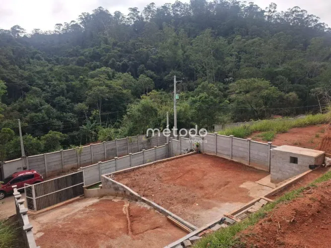 Terreno à venda, 1571 m² por R$ 298.000 - Bairro Itaoca - Guararema/SP