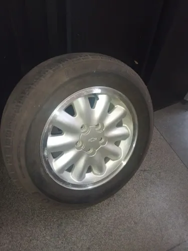 Togas GM 15" 5 furos novinhas