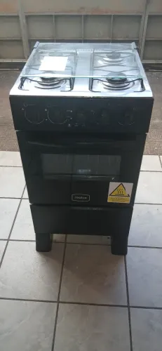 Vendo Fogão Ares Plus 4 bocas(Preto), automático, bivolt