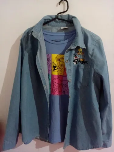Camisa Jeans Looney Tunes + Camiseta Pernalonga